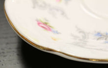 Load image into Gallery viewer, Royal Albert Tranquility Pattern Gravy Boat &amp; Saucer
