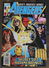 Load image into Gallery viewer, Avengers (1998 3rd Series) #32 Signed by Cover Artist George Perez
