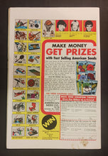 Load image into Gallery viewer, Marvel Comics Fantastic Four Issue #158, 163 and 165
