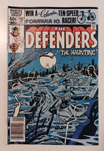 Load image into Gallery viewer, 1981-82 Marvel Comics The Defenders #102,103,104 and 105 Newsstand Lots
