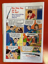 Load image into Gallery viewer, 1965 DC Comics Superman&#39;s GirlFriend Lois Lane Issue 55
