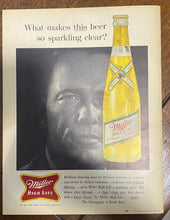 Load image into Gallery viewer, 1961 Milwaukee Braves Yearbook Spring Trading Edition
