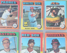 Load image into Gallery viewer, 1975 Topps Baseball Cards Set, EX-MT - MT w/ Brett, Yount, Aaron, Jackson
