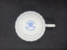 Load image into Gallery viewer, 2002 Celebrate 50 Years reign H.M. Queen Elizabeth II Luxford Fine Bone China
