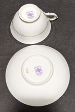 Load image into Gallery viewer, PARAGON Bone China Tea Cup &amp; Saucer - Peach &amp; Floating Flowers - Y4628
