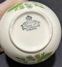 Load image into Gallery viewer, Vintage Sadler Ginger Jar - With Lid - Floral Bouquet - Staffordshire England
