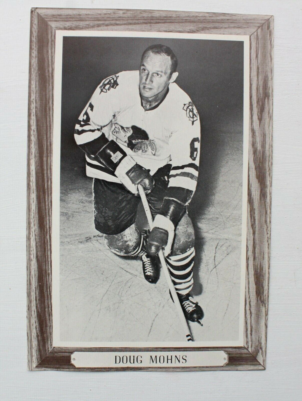 1963-1967 Group III Doug Mohns Chicago Blackhawks Beehive Photo
