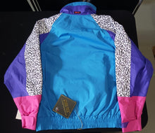 Load image into Gallery viewer, Vintage West Wave Gore-Tex Mens Jacket – Size Small
