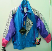 Load image into Gallery viewer, Vintage West Wave Gore-Tex Mens Jacket – Size Small

