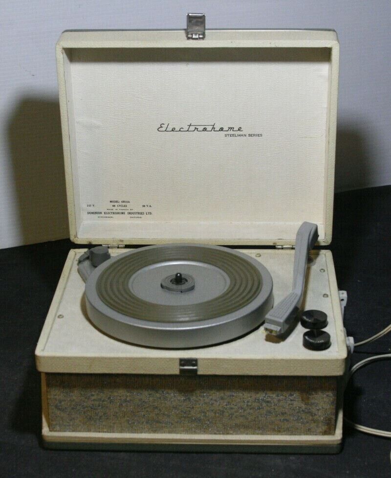 Vintage Canadian Electrohome Turntable – Model 4M16A