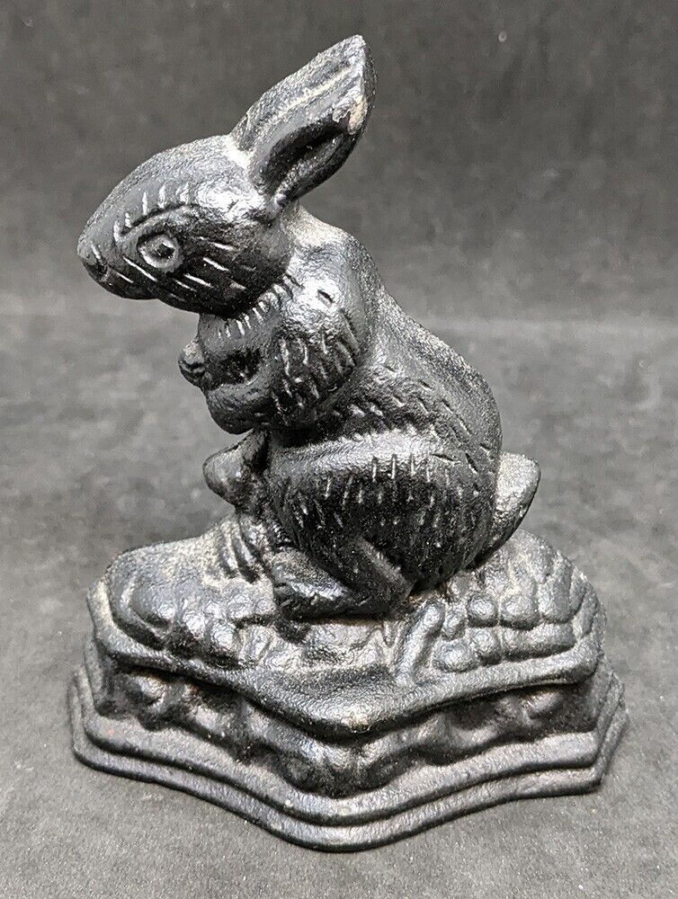 Antique Cast Iron Bunny / Rabbit Door Stop