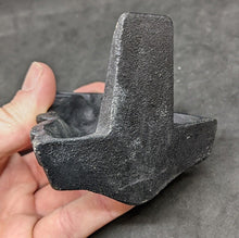 Load image into Gallery viewer, Antique Cast Iron Bunny / Rabbit Door Stop

