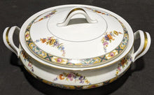 Load image into Gallery viewer, Royal Beyreuth - Bavaria - Round Covered Vegetable Dish - ROB83 - Discontinued
