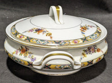 Load image into Gallery viewer, Royal Beyreuth - Bavaria - Round Covered Vegetable Dish - ROB83 - Discontinued
