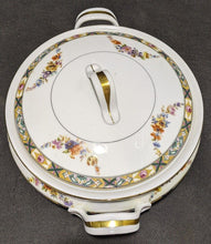 Load image into Gallery viewer, Royal Beyreuth - Bavaria - Round Covered Vegetable Dish - ROB83 - Discontinued
