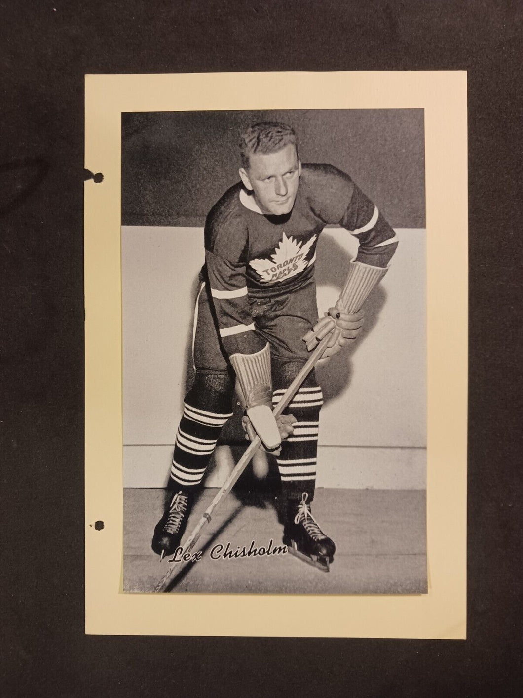 1934-43 Group I Lex Chisholm Toronto Maple Leafs Beehive