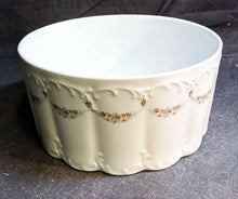 Load image into Gallery viewer, Rosenthal - Classic Rose Pattern Large Bowl - 7 5/8&quot; - Germany
