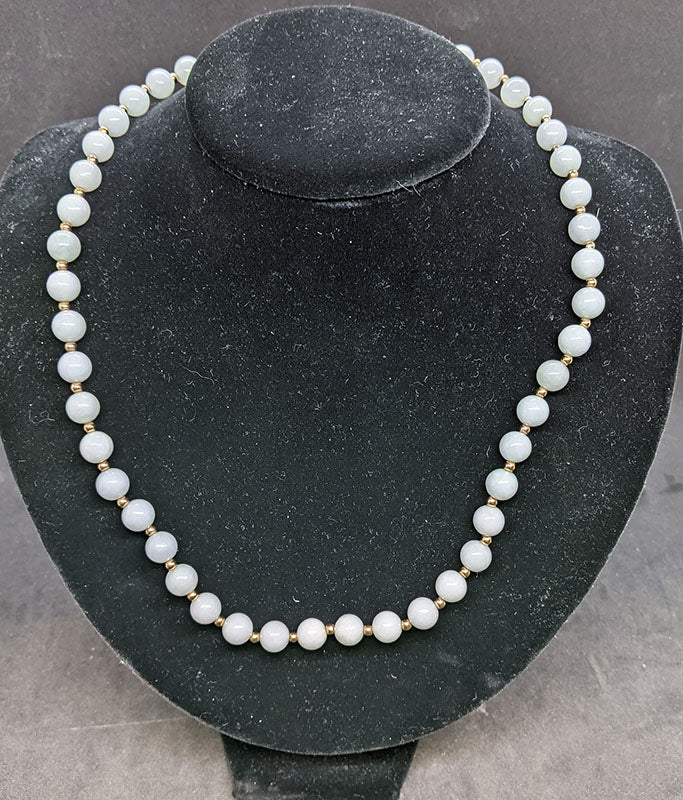 14 Kt Yellow Gold & Jade Bead Alternating Strand Necklace - 19