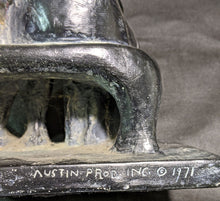 Load image into Gallery viewer, Austin Prod. Inc - 1971 - Sculpture - Family of 4
