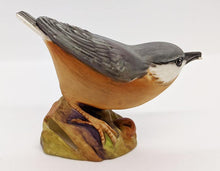 Load image into Gallery viewer, Beautiful Royal Worcester Bone China Figurine - Nuthatch - # 3334
