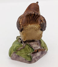 Load image into Gallery viewer, Beautiful Royal Worcester Bone China Figurine - Wren - # 3198
