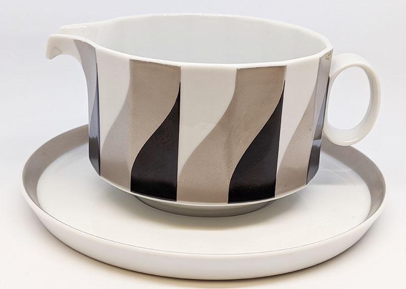 TAPIO WIRKKALA - Rosenthal - Mid Century Modern Gravy Boat With Underplate