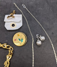 Load image into Gallery viewer, Lot Of Assorted Fashion Jewelry - Necklace / Bracelet Etc.
