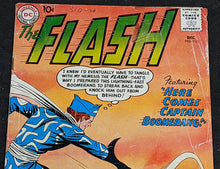 Load image into Gallery viewer, The FLASH #117 DC Comic Book - 1st Appearance of Captain Boomerang - 1960
