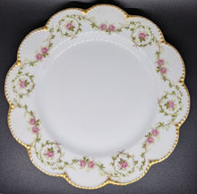 Load image into Gallery viewer, Haviland / Limoges Scalloped Edge Dinner Plate - Gold Rim, Rose Vine
