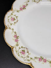Load image into Gallery viewer, Haviland / Limoges Scalloped Edge Dinner Plate - Gold Rim, Rose Vine
