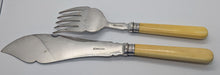 Load image into Gallery viewer, Rogers Silver Plate Unique Decorative Fish Carving &amp; Serving Set

