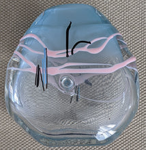 Load image into Gallery viewer, Brian Ashby Signed Canadian Art Glass Vase
