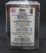 Load image into Gallery viewer, Factory Sealed 1999 Topps Chrome Traded and Rookies Baseball Card Set
